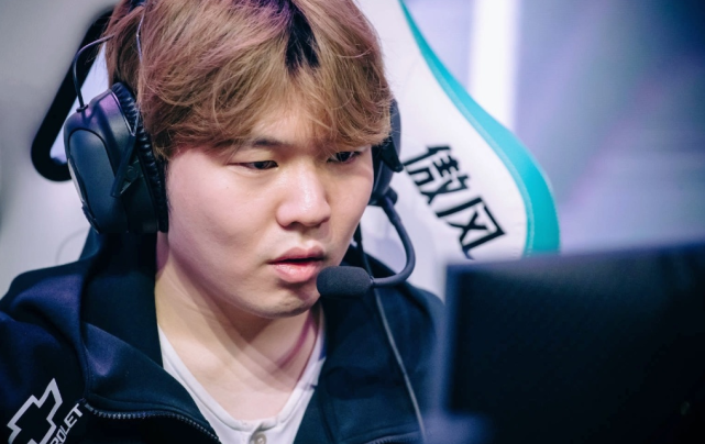 对高价外援 对高价外援