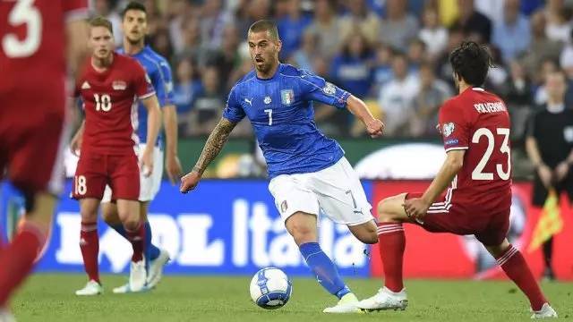 之间摇摆 之间摇摆