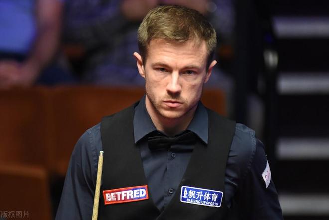 出球线路是 出球线路是